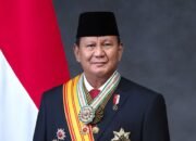 Antartika atau Hambalang? Prabowo dan Drama Pemberantasan Korupsi