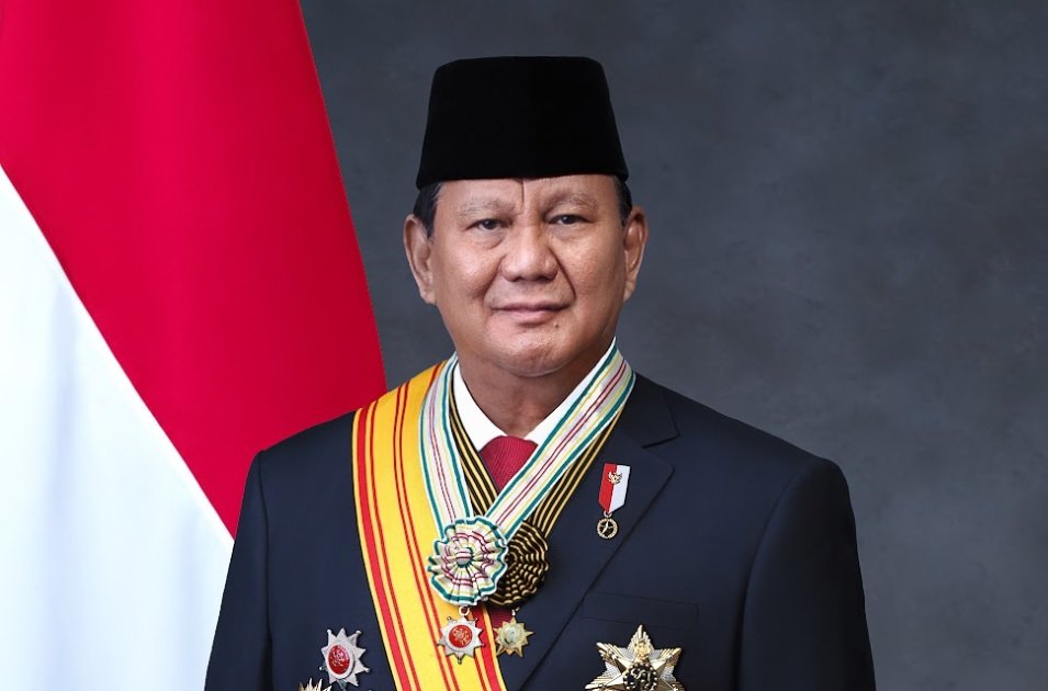 Antartika atau Hambalang? Prabowo dan Drama Pemberantasan Korupsi