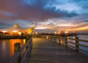 LIBURAN AKHIR TAHUN MENIKMATI SEMARAK JAKARTA DI TEPI LAUT ANCOL