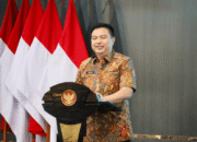 Di Pelantikan APDESI, Sekjen Kemendagri Kembali Ingatkan Pentingnya Bekerja untuk Masyarakat