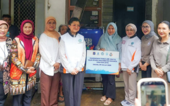 PAM JAYA BERSAMA PKK DKI Bagikan 1.000 Toren Air Gratis