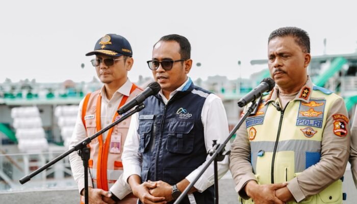 Kakorlantas Tinjau Pelabuhan Merak dan Bakauheni, Kesiapan Mudik Lebaran ASDP Diperkuat