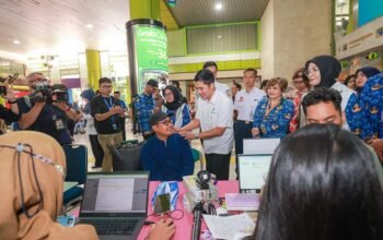 Wamenkes Dante Pastikan Posko Kesehatan Gambir Siap Dukung Mudik Aman dan Nyaman
