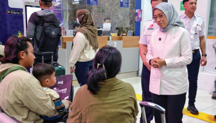 Pastikan Pelayanan Tetap Terjaga Selama Periode Mudik 2026, Menteri PANRB Tinjau Layanan Sektor Transportasi