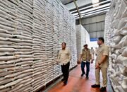 Presiden Prabowo Sidak ke Gudang Bulog Danurejo Magelang, Pastikan Stok Aman