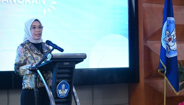 Pemda Kini Punya Kepastian Kebijakan Penugasan Guru NonASN demi Menjaga Keberlangsungan Pembelajaran