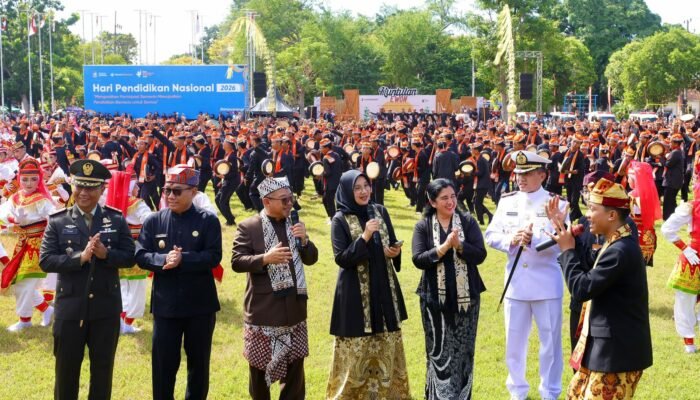 Momen Bersejarah Hardiknas di Banyuwangi, Ribuan Warga Rayakan Pendidikan dalam Pesta Rakyat
