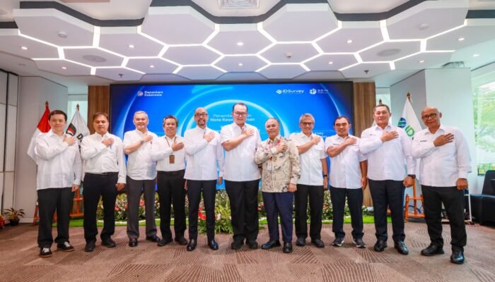 IDSurvey dan BRIN Perkuat Kolaborasi Riset dan Inovasi untuk Mendukung Daya Saing Industri Nasional