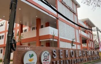Tinjau Sekolah Rakyat DKI Jakarta, Menteri PU Apresiasi Hutama Karya
