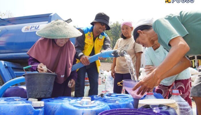 Hadapi Kekeringan, Kementerian PU Selamatkan 74.334 Ha Sawah dan Penuhi Kebutuhan Air Bagi 1,6 Juta Jiwa