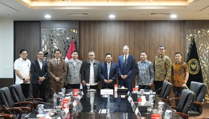 Wamenko Kumham Imipas Terima Audiensi Google, Kaji Regulasi Hak Cipta dan Pemanfaatan AI