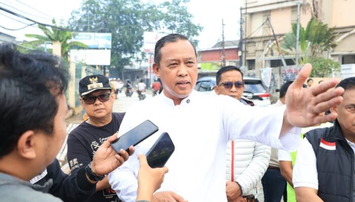 Erupsi Anak Krakatau Berdampak ke Bekasi, Tri Minta Perhatian Lebih untuk Anak dan Lansia