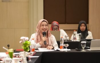 Tingkatkan Kecakapan Digital, Kemenag dan ICT Watch Gelar Pelatihan AI Gratis bagi Pendidik Pesantren